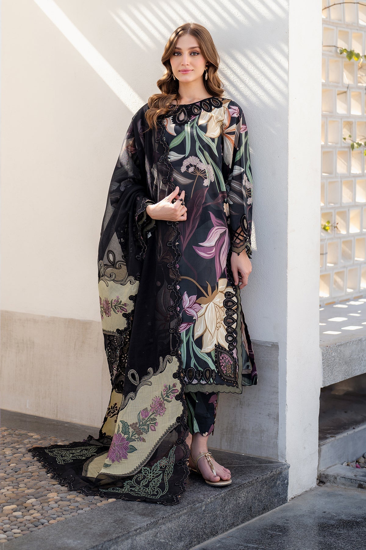 Baroque Print Embroidered Lawn 3pc SL-3050